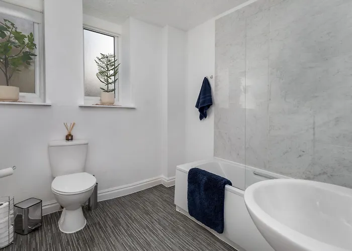 The Old Stone Sanctuary Лідс