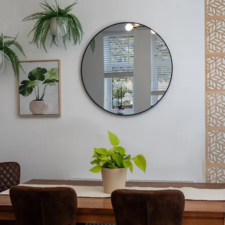 Apartment The Old Stone Sanctuary