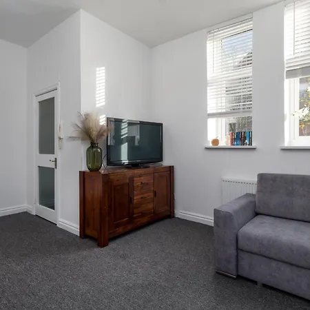 The Old Stone Sanctuary Apartment Leeds (West Yorkshire)